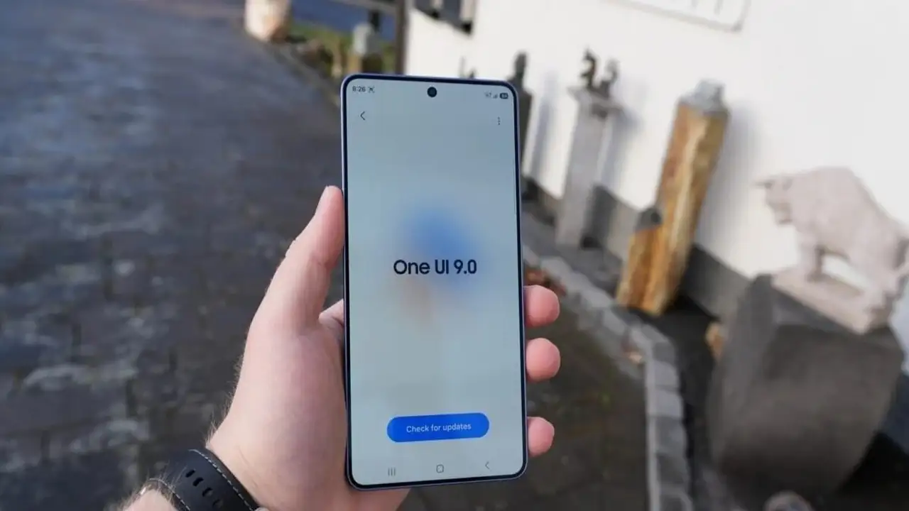 سامسونج تكشف عن قائمة الهواتف الذكية لاختبارات One UI 9 الجديدة.